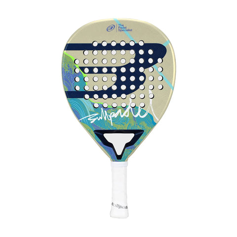 2026 Bullpadel Ionic Light padel racket - front face
