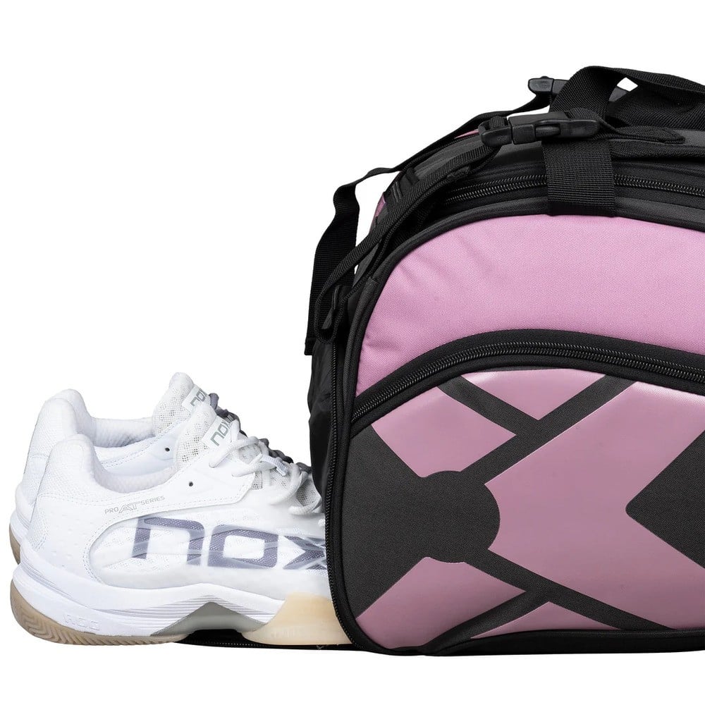Street Series Padel Racket Bag - shoes in the ventilated shoe compartment