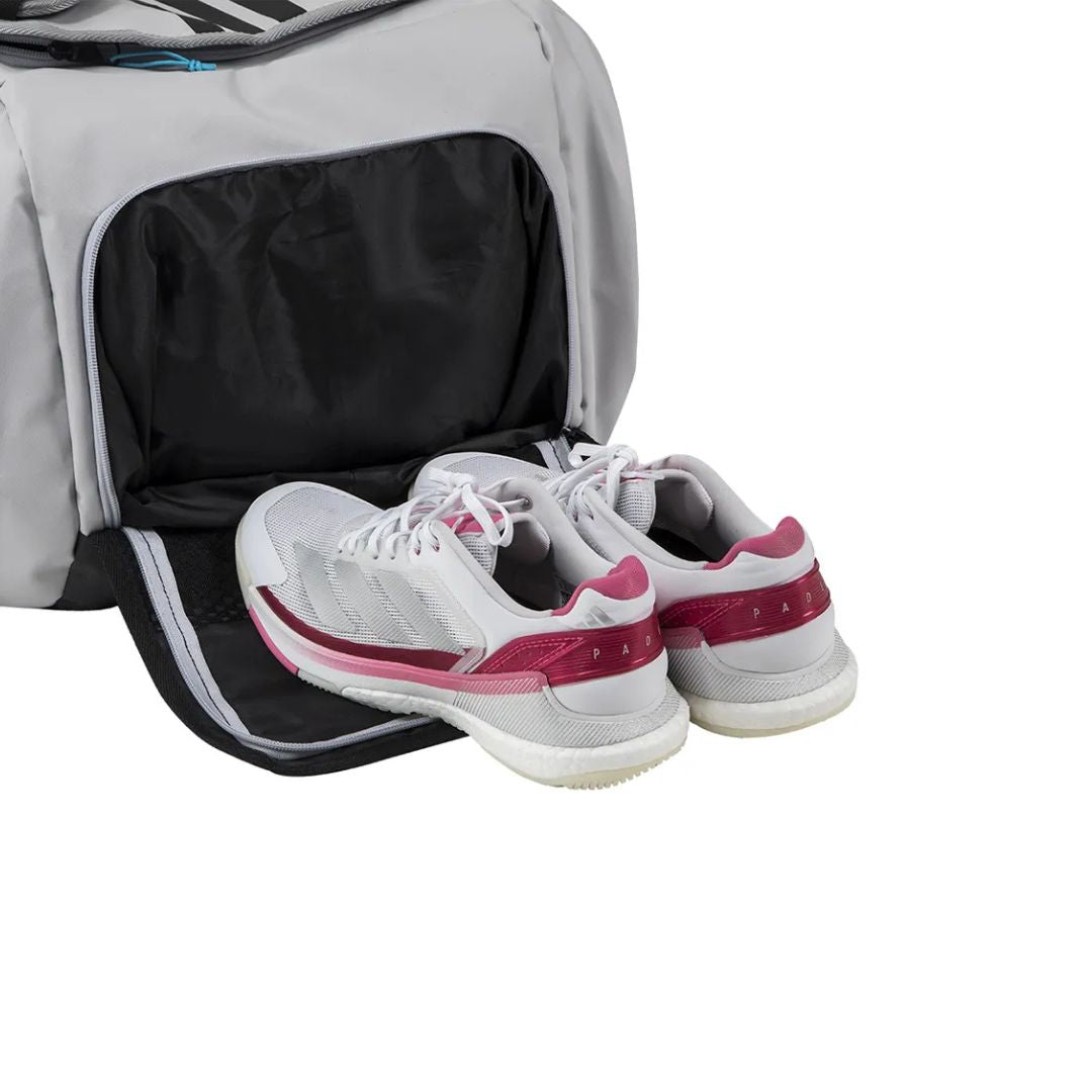 Adidas Protour Racket Bag 3.4 - shoes in the ventilated shoe compartment