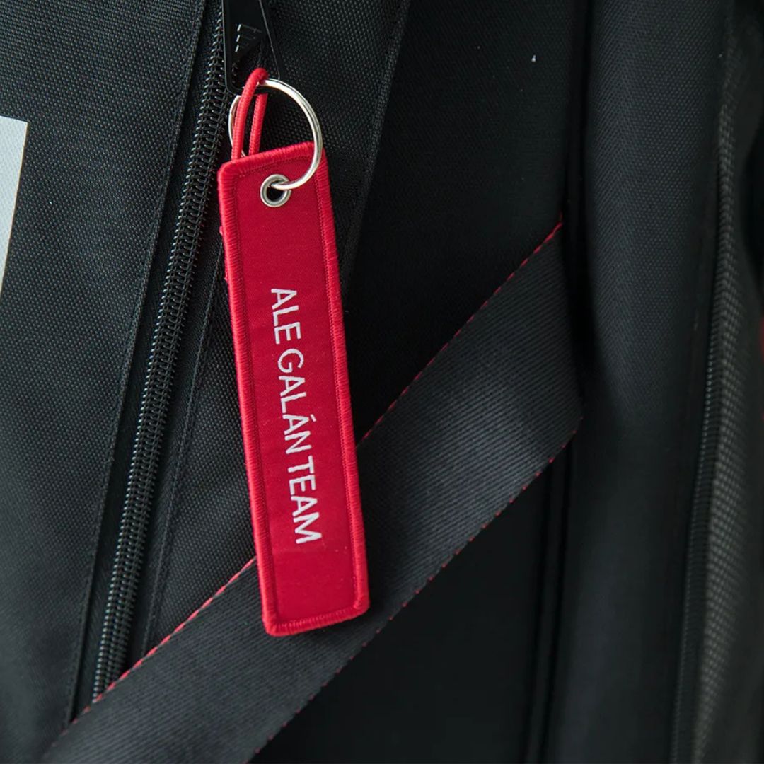 Adidas Multigame Racket Bag 3.4 - close-up of the Ale Galan team zip pull