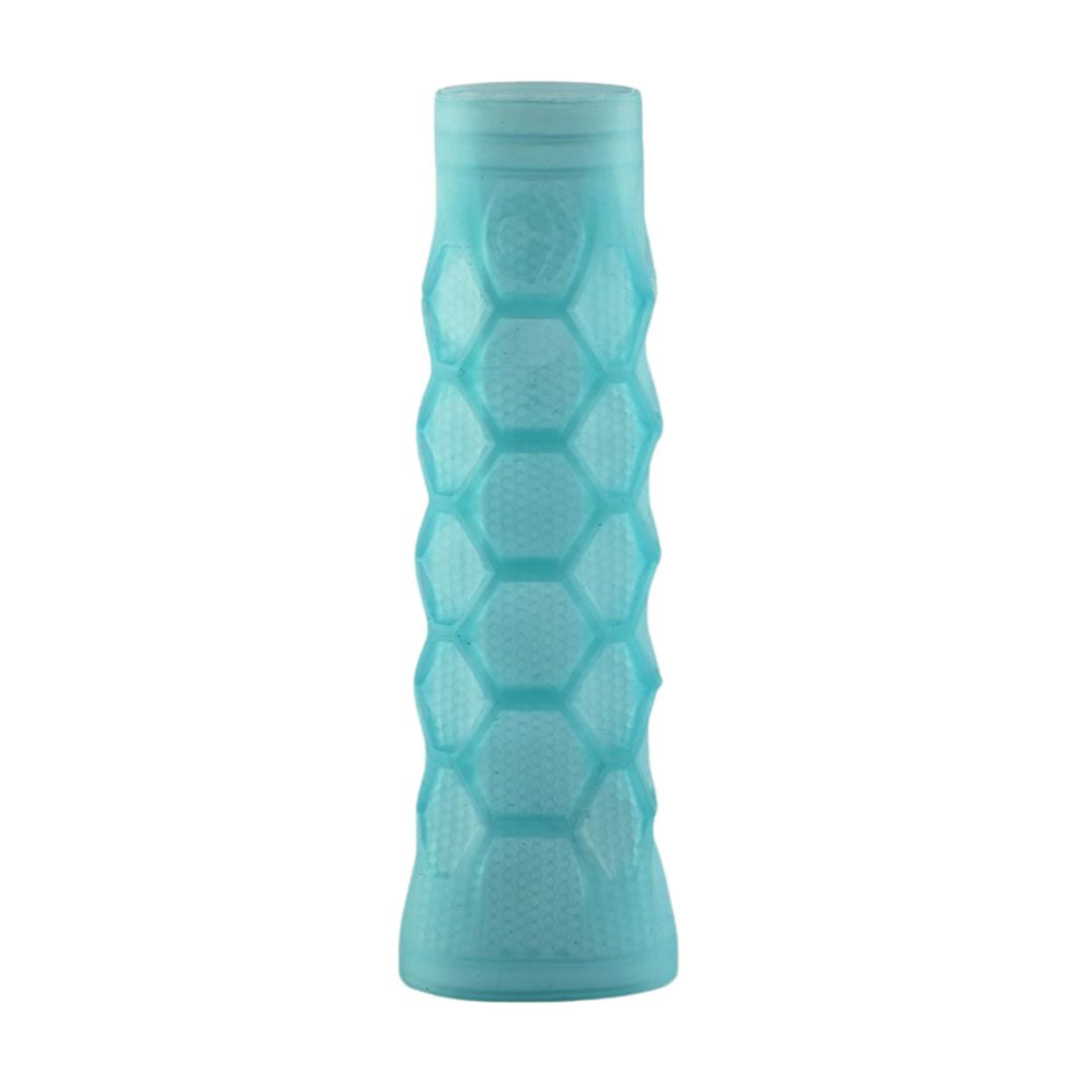 Bullpadel Hesacore Gel Under Grip - close-up of the hexagonal gel grip