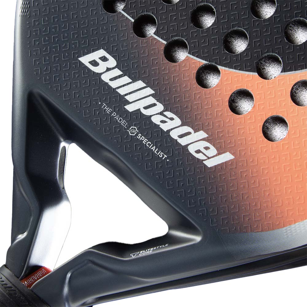 2026 Bullpadel Elite W padel racket - close-up of the heart bridge