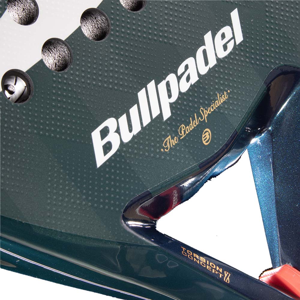 2026 Bullpadel Icon padel racket - close-up of the heart bridge
