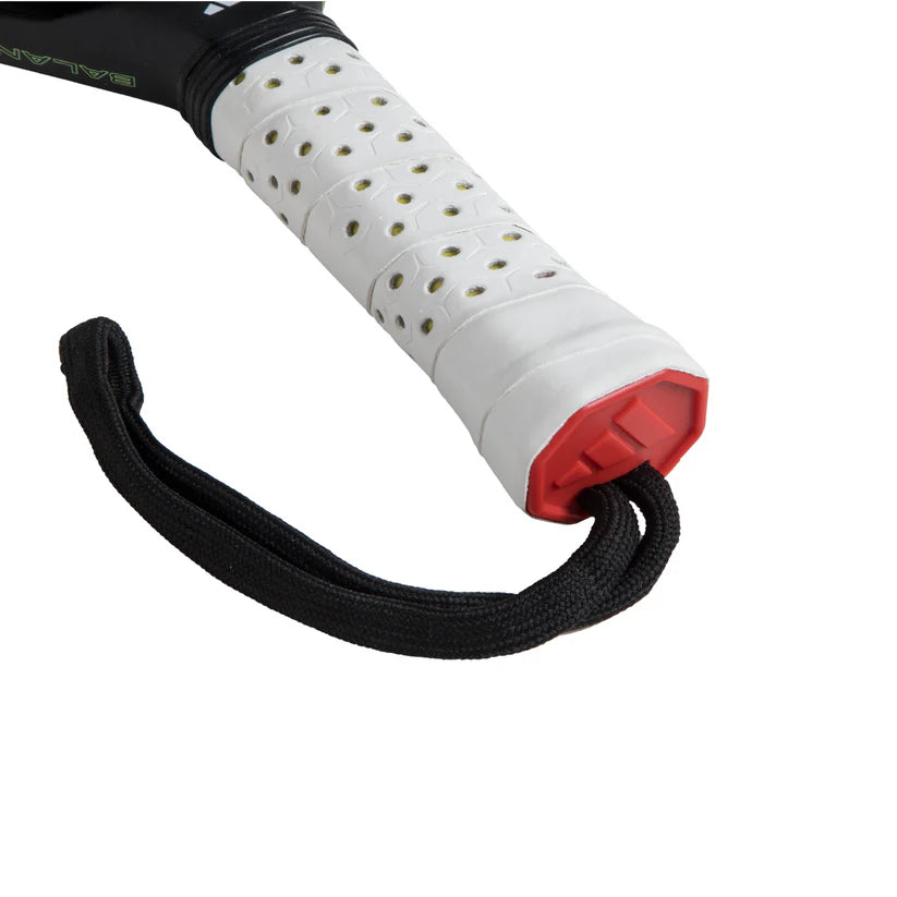 2025 Adidas Cross It CTRL 3.4 padel racket - grip and wrist strap detail