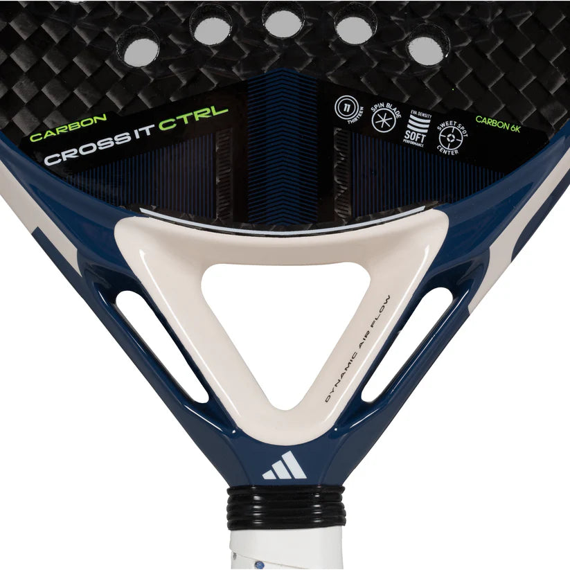 2025 Adidas Cross It Carbon CTRL 3.4 padel racket - close-up of the heart bridge