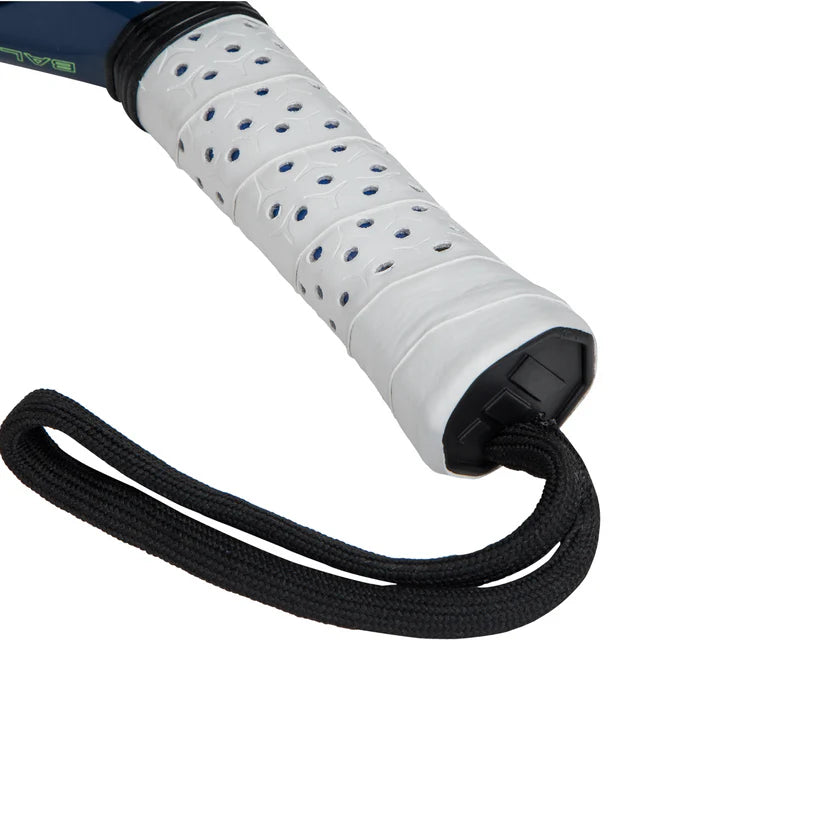 2025 Adidas Cross It Carbon CTRL 3.4 padel racket - grip and wrist strap detail