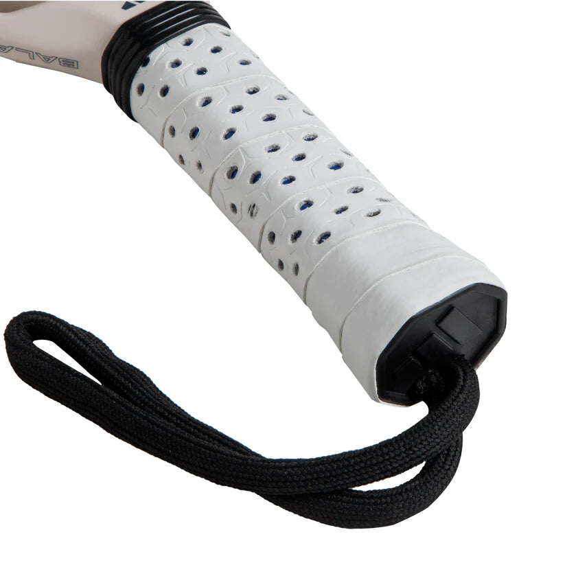 2025 Adidas Cross It Team Light 3.4 padel racket - grip and wrist strap detail