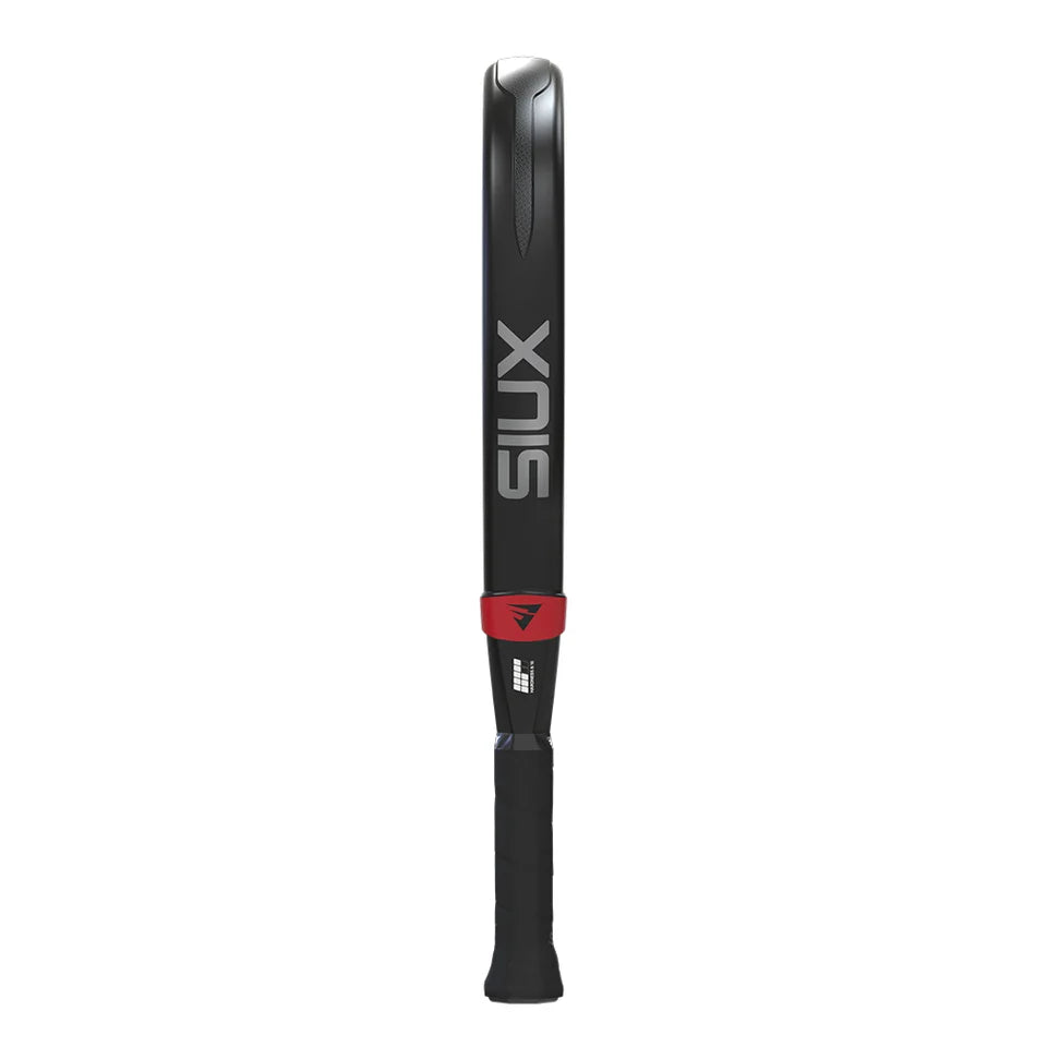 2026 Siux Electra Pro Shadow Red padel racket - edge-on profile view