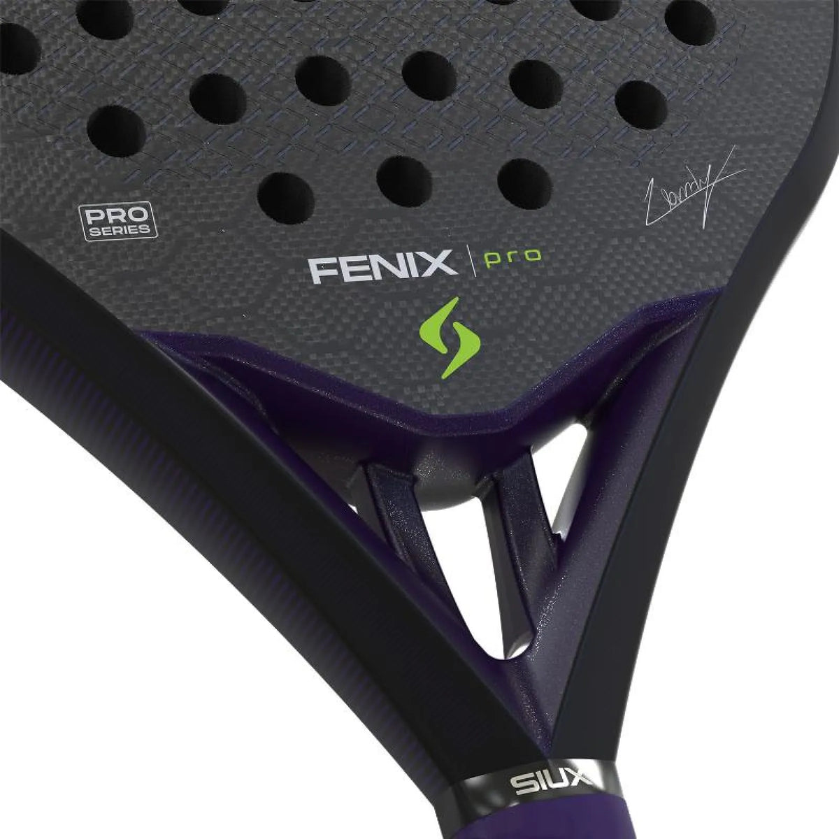 2026 Siux Fenix Pro Black padel racket - close-up of the heart bridge
