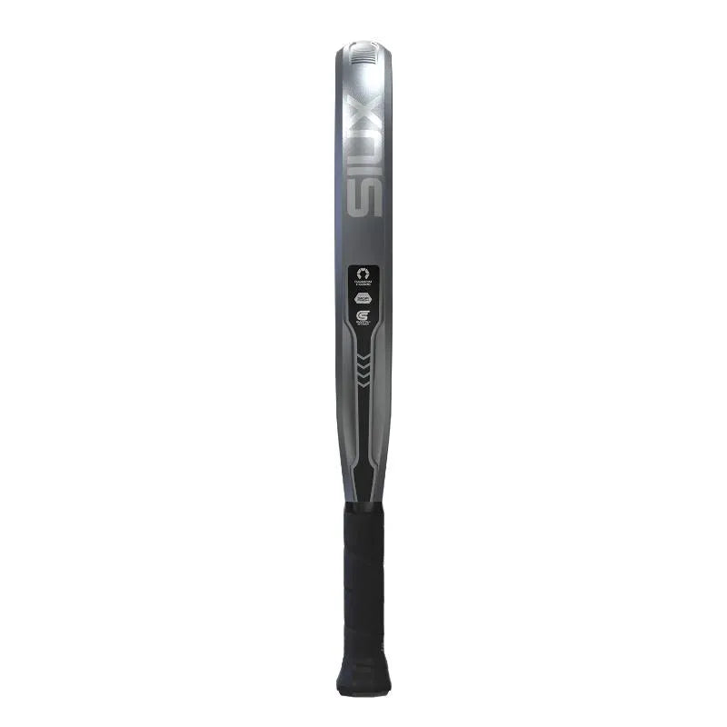 2026 Siux Pegasus Elite 4 padel racket - edge-on profile view